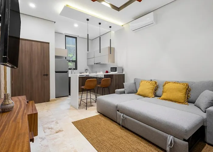 Apartment 1 Bd Soaking Tub 500 M From Jaguar Park And